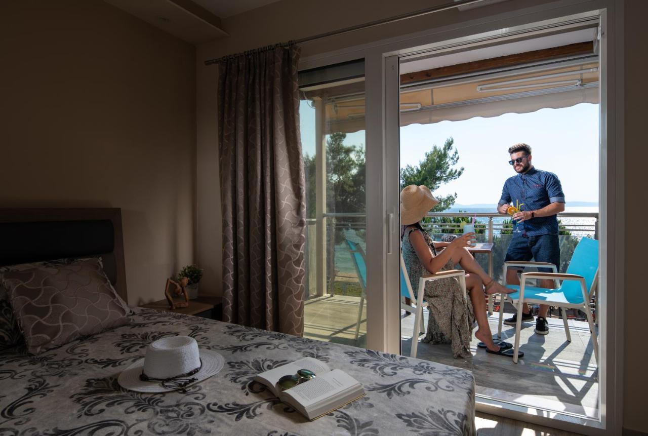 Apartament Sunset - With Seaview & Back Side Apartements *